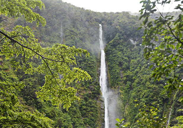 04.01 humblodt falls